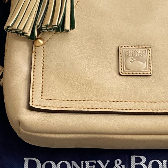 Dooney & Bourke Florentine Leather Huntington Letter Carrier - Picture 17 of 17